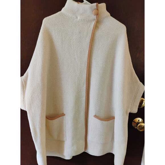 NWT Lauren Conrad Knit Riding Cape. One Size. Sweater. Poncho. Fall Sweater. - Picture 6 of 13